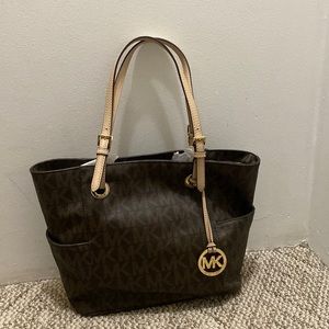 Michael Kors Signature Tote